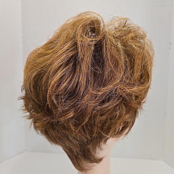 Hairdo True2Life Wig Short Red Brown 19H117 - Picture 3 of 12